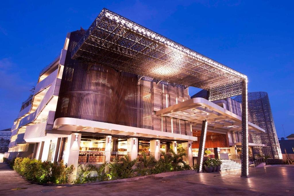 Ramada by Wyndham Bali Sunset Road Kuta