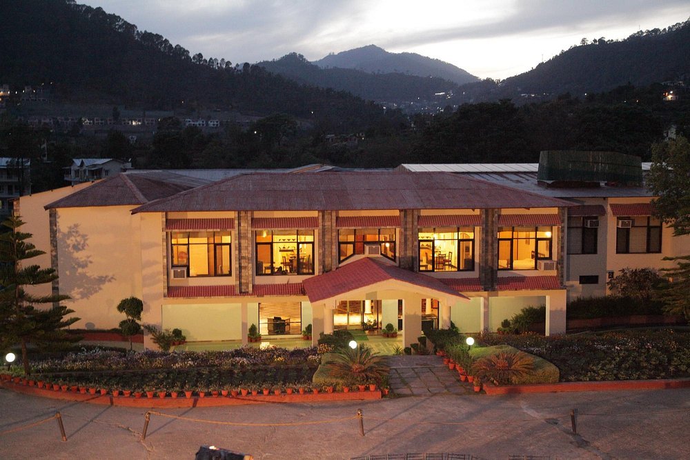 The Royal Court By MD Hotels