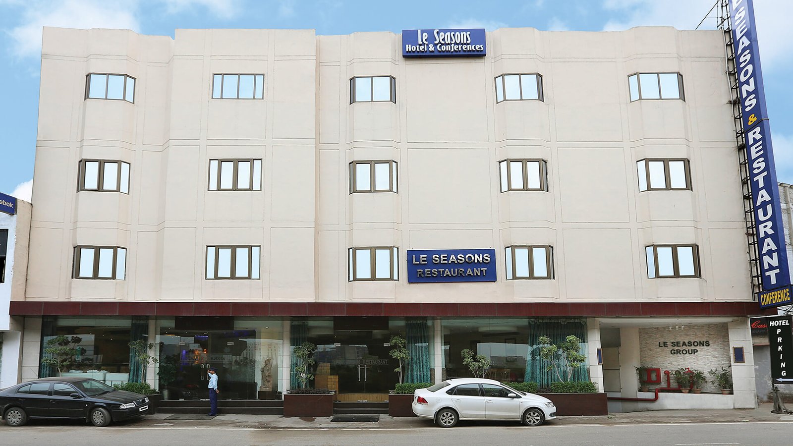 Hotel Le Seasons