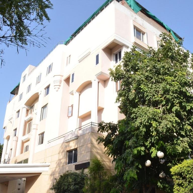 The Central Park Hotel