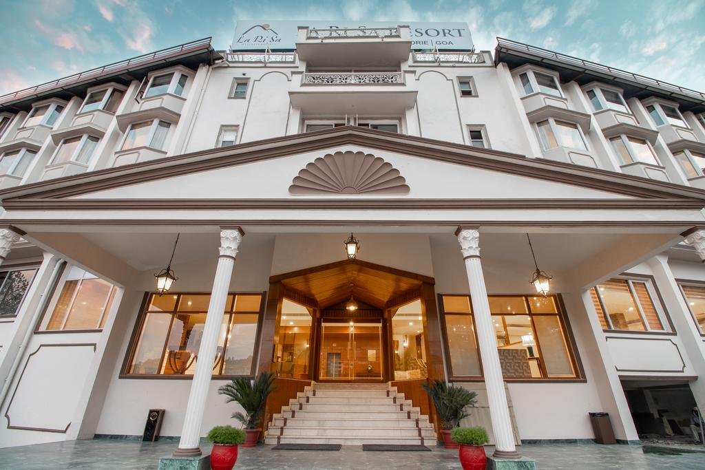LaRiSa Resort Shimla