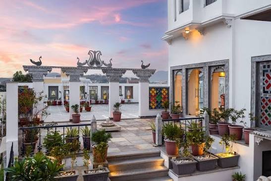 Maan Vilas By Stone Wood